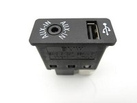 BMW F01 750iX 08-12 USB AUX Buchse Anschluss Adapter BMW F01 750iX 08-12 09.06.2011 84109237654 9237654... Vorschau 2
