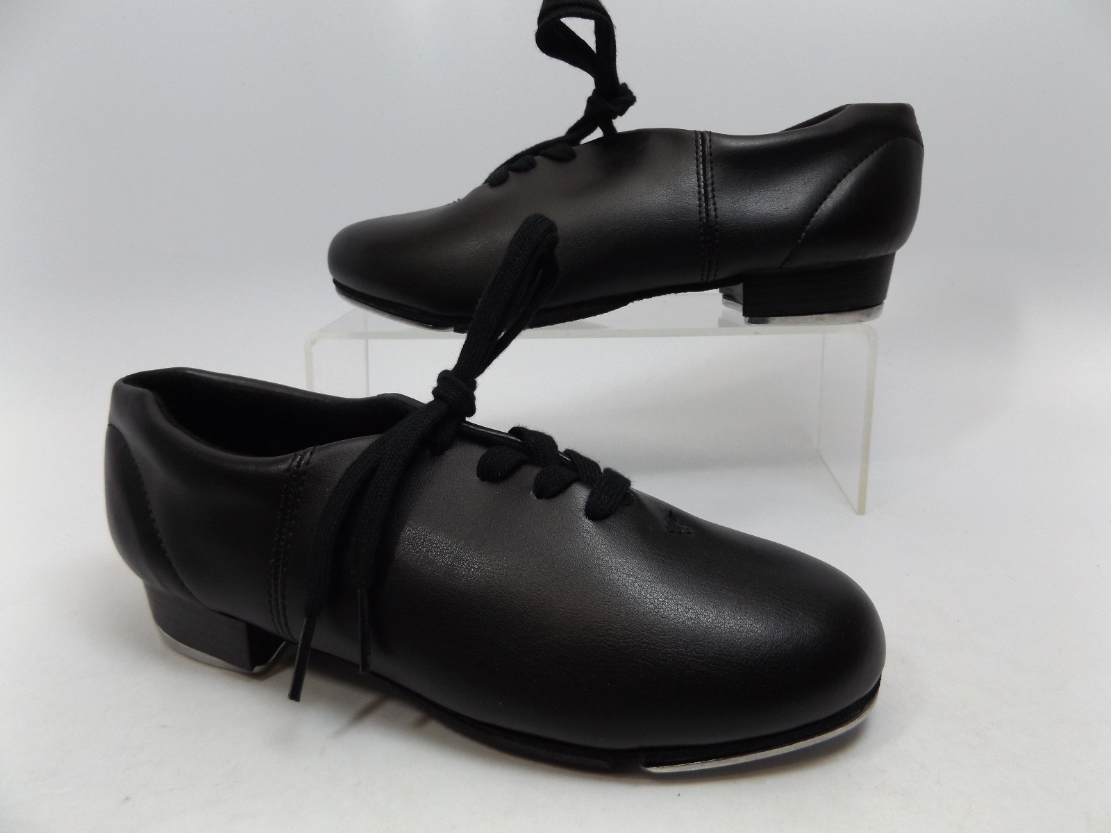 Capezio CG17  Dance Tap Shoes GIRLS SZ 4.5 M BLACK  Lace Up NEW DISPLAY M916