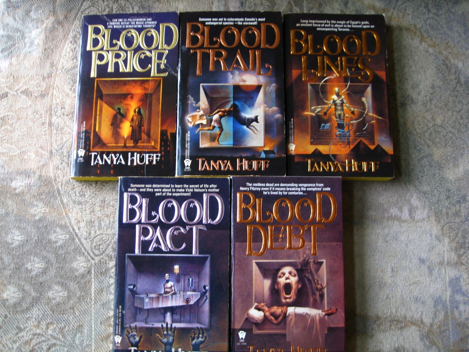 Tanya Huff - Victory Nelson’s Blood Investigations. Books 1-5 