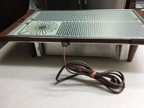 Vintage Salton Hotray Food Warming Tray with Bun Warmer Drawer #H-934 w/Sunspot.