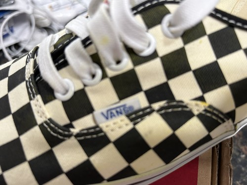 国内配送 VANS AUTHENTIC GOLDEN COAST BLACK /WHITE Vans Authentic Golden Coast Women's Black/White Checkerboard
