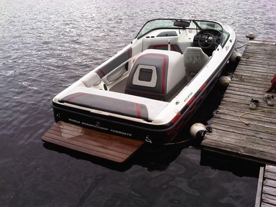 Ski Centurion Eclipse ski boat