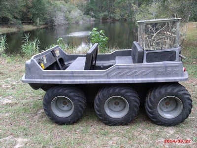 amphibious vehicle