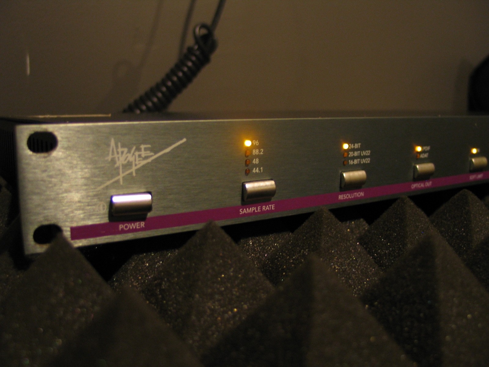 APOGEE ROSETTA AD 24-BIT STEREO CONVERTER + 96KHZ OPTION / V.3 FIRMWARE