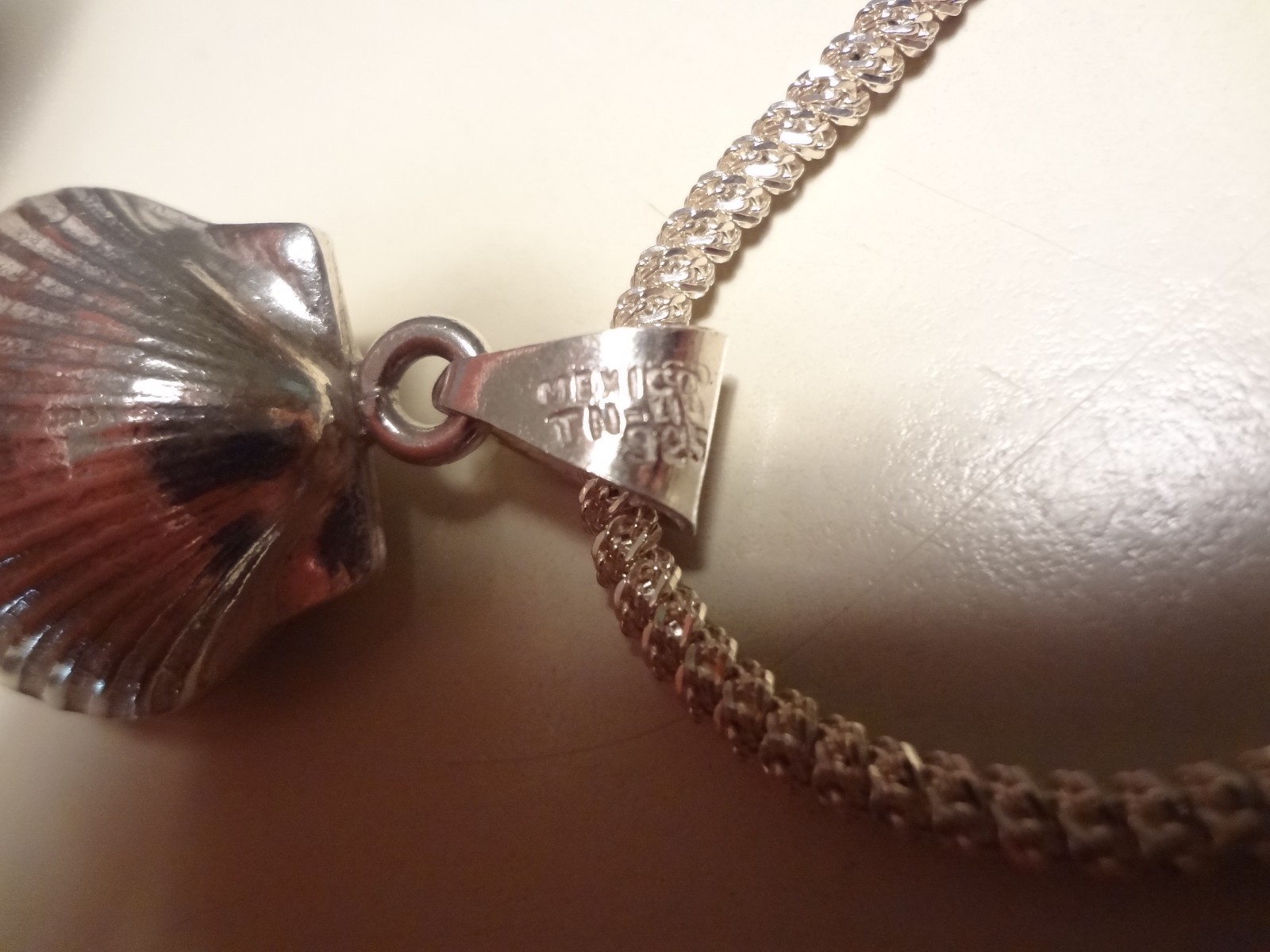 #141 VINTAGE STERLING SILVER MEXICO SHELL RATTLE PENDANT-STERLING  925 NECKLACE