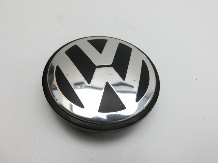 VW Golf Plus 5M 08-14 eine Radnabenabdeckung 1Stück VW Golf Plus 5M 08-14 24.07.2009 3B7601171 gebraucht Vorschau 2