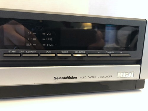 Vintage RCA VCR Model VLT385 Selectavision VHS Recorder/Player Non Working AS IS
