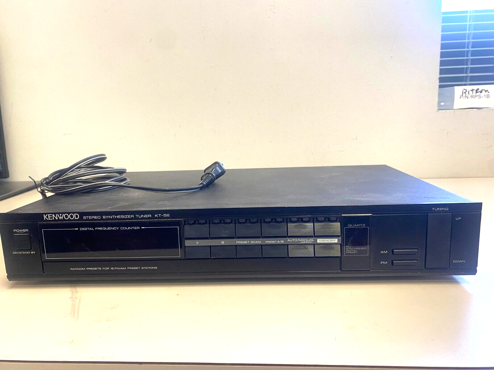 Kenwood KT-56 Stereo AM/FM Stereo Synthesizer Tuner Works No