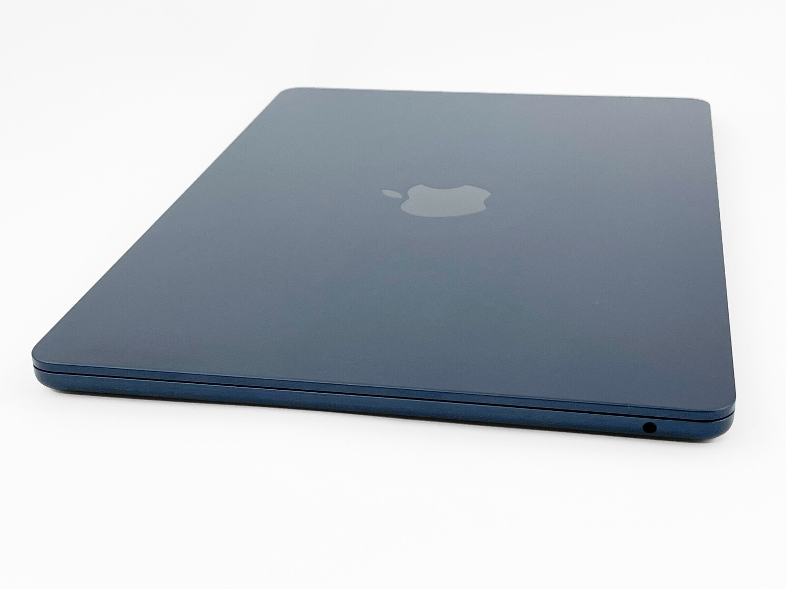 Apple 2024 MacBook Air 13-inch M3 Chip 8GB RAM 256GB SSD Apple 2024 MacBook Air 13-inch M3 Chip 8GB RAM 256GB SSD