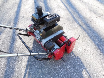 TORO GREENSMASTER 1000 w/ 11 BLADE GOLF GREEN REEL LAWN MOWER w GRASS CATCHER