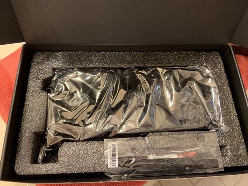 ASUS AREZ STRIX Radeon RX Vega 64 8GB - Open Boxed