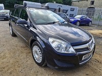 VAUXHALL ASTRA ESTATE 1.7CDTi BLACK 5 DOOR DIESEL MANUAL.  JUNE 26 MOT.