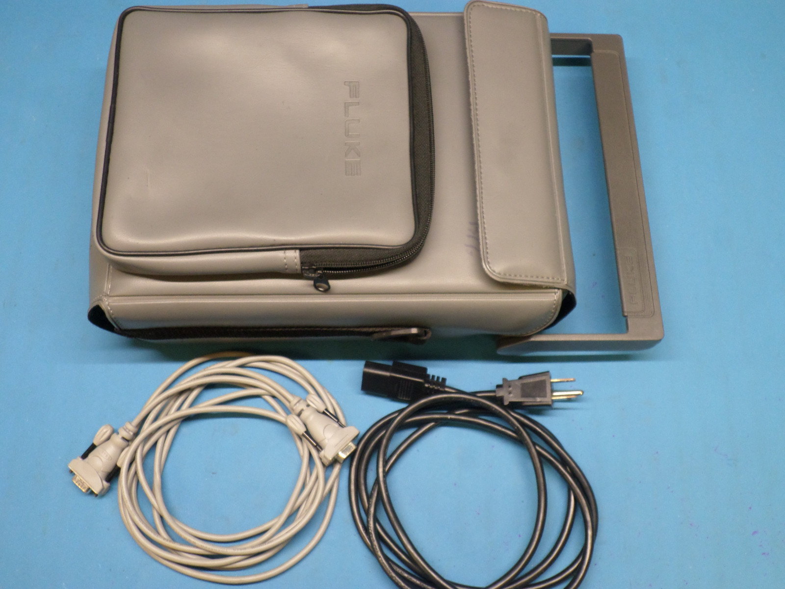 Fluke 2635A Data Bucket Acquisition System w/ 2645A Input Module, Case & Cables