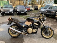 1996 Triumph TRIDENT 900 TRIPLE (GOLDFINGER) EX SHOW BIKE (CLASSIC MOTORCYCLE)