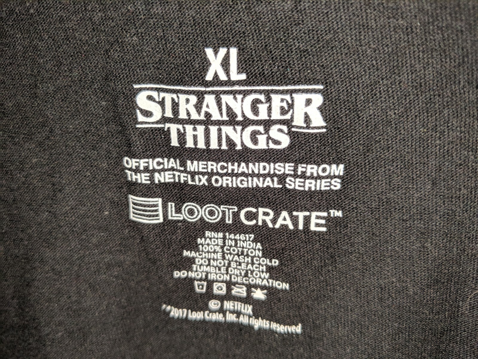 STRANGER THINGS Loot Crate Netflix Black T-Shirt ELEVEN Comic Style Mens Size XL