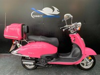 ZNEN BN 125 PROJECT SCOOTER 2020 HPI CLEAR LOW MILEAGE 1 OWNER