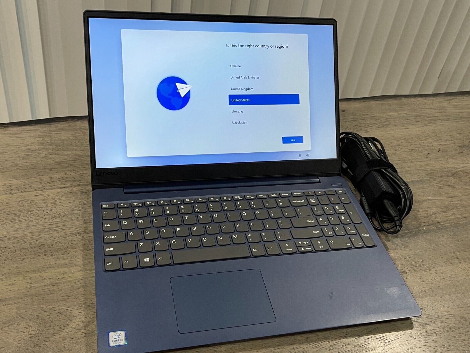 Lenovo IdeaPad 330S-15IKB i3-8130U 2.2GHz 4GB RAM 1.0TB HDD 15.6 Lenovo IdeaPad 330S-15IKB i3-8130U 2.2GHz 4GB RAM 1.0TB HDD 15.6