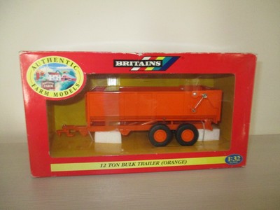 RIMORCHIO AGRICOLO 12 TON BULK TRAILER BRITAINS REF.42131 SCALA 1:32