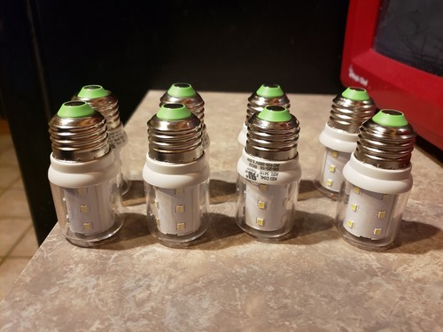 Genuine Frigidaire OEM LED Light Bulb Part # 5304511738 Brand New