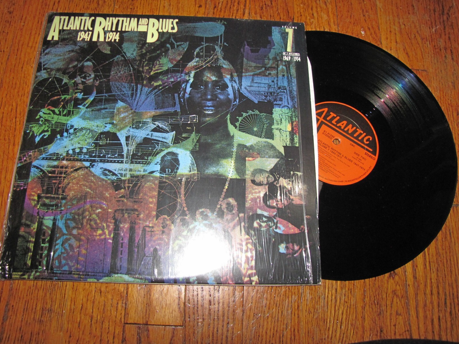 ◆美品２枚組レコード[Atlantic Rhythm &amp; Blues(Volum Atlantic Rhythm & Blues 1947-1974: Vol. 7, 1969-74 - Amazon