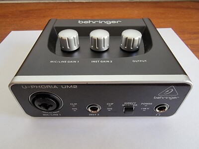Behringer U-PHORIA UM2 - USB Audio Interface - Black - WORKING
