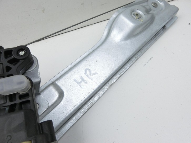 Chevrolet Orlando J309 11-18 Fensterhebermotor mit Fensterheber Rechts Hinten Chevrolet Orlando J309 11-18... Bild 4