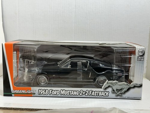 GREENLIGHT 1968 FORD MUSTANG GT 2+2 FASTBACK BLACK 1:18