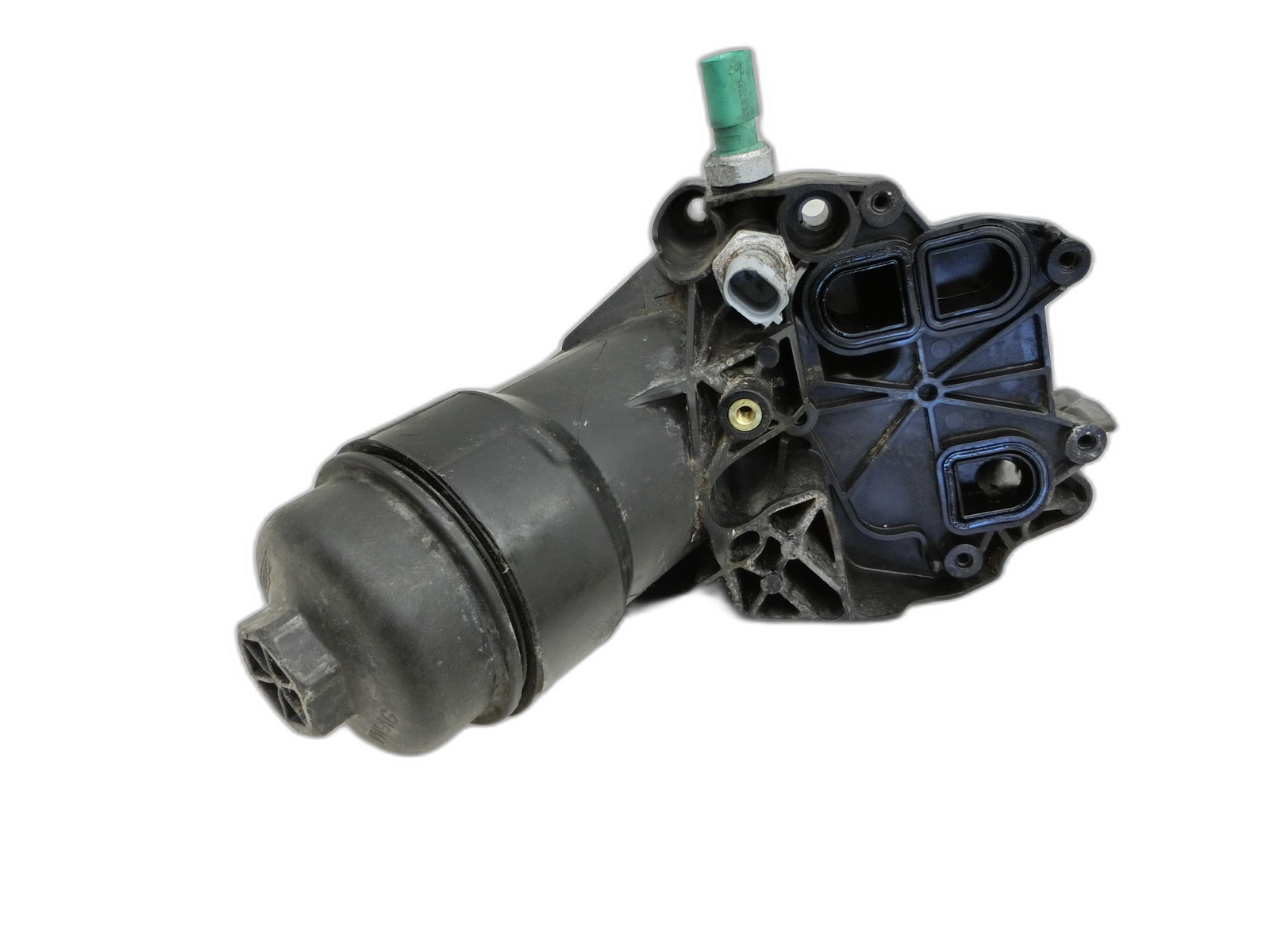 Audi A4 8W B9 15-19 TDI 2,0 90KW DEUC Ölfiltergehäuse Gehäuse Halter für Ölfilter  - Bild 1