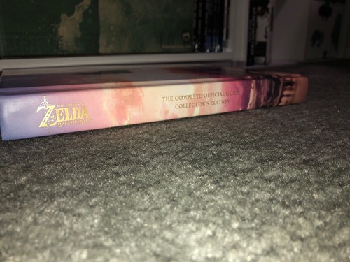 Legend of Zelda Breath of the Wild Hardcover Collector's Edition Strategy Guide
