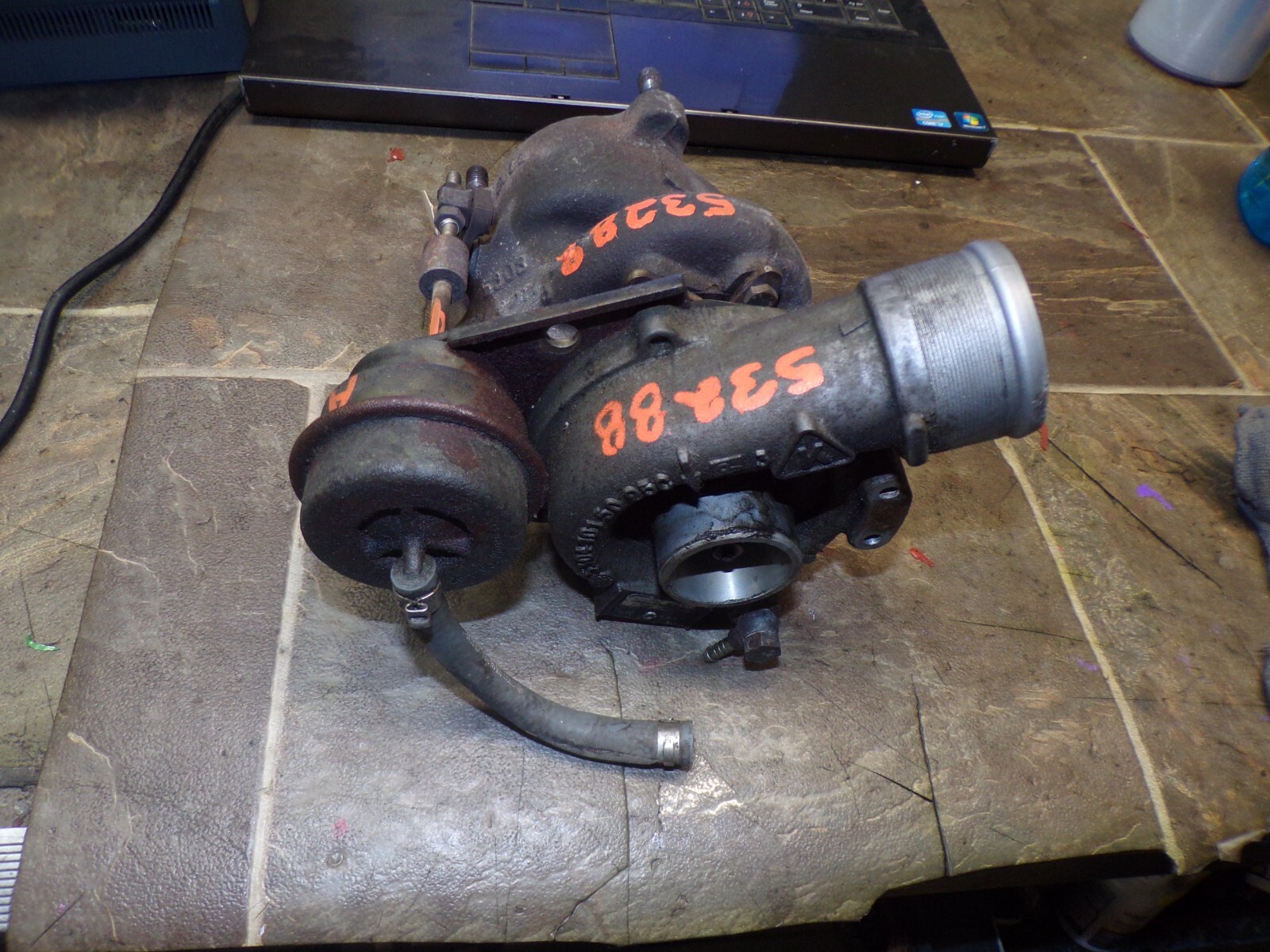 1999-2006 AUDI A4 VW PASSAT 1.8L Turbo Supercharger Manifold