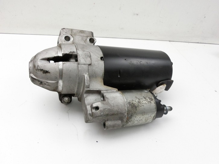 BMW F31 318d 12-15 2,0d 105KW Anlasser Starter BMW F31 318d 12-15 28.02.2014 8571905 12418571905 42022020 gebraucht Bild 2