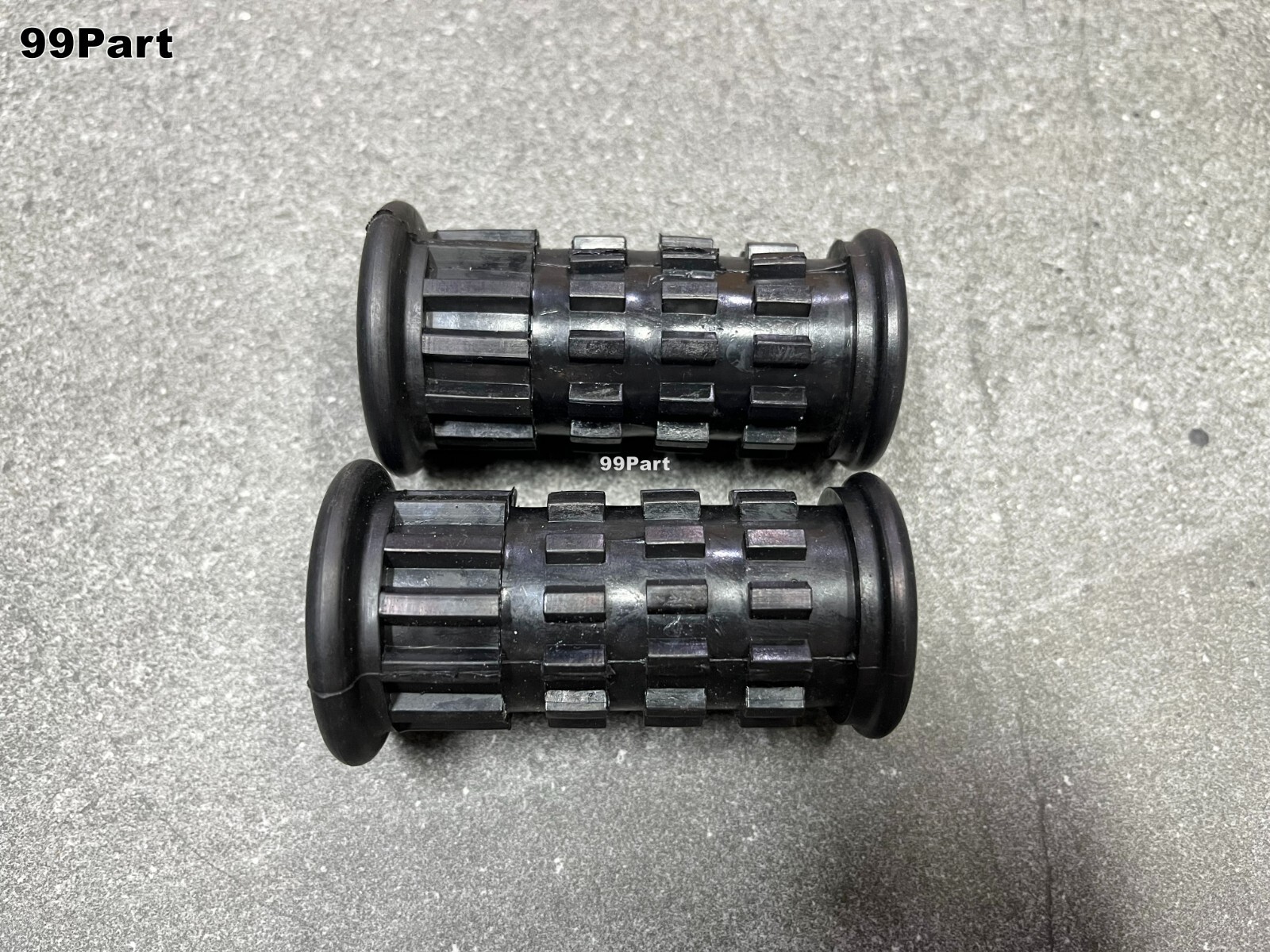 45Rパトアシュスパッツ KAWASAKI Footrest Rubber MT1 KV75 G3SS G3TR G31M G4TR P/N