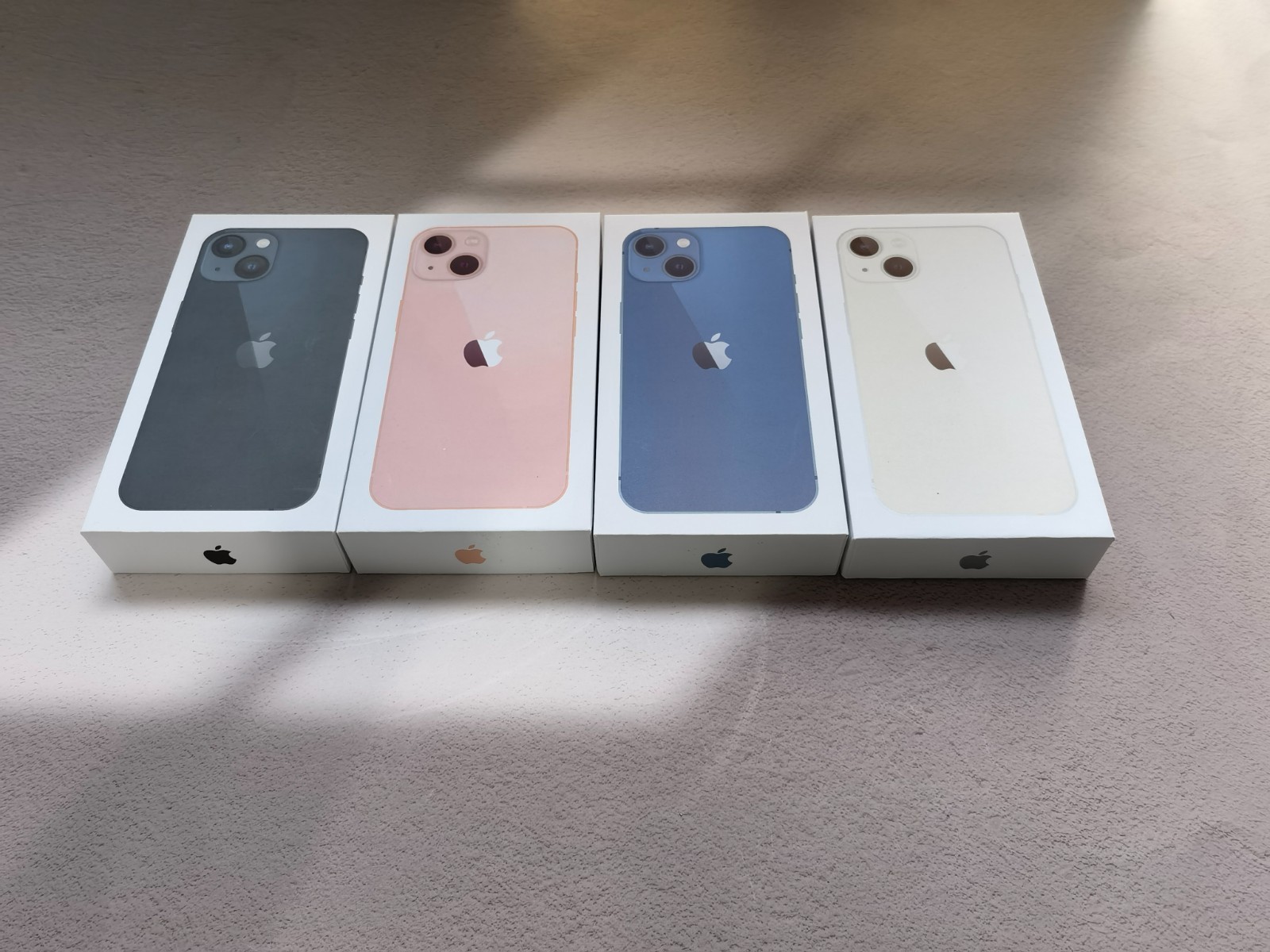 【美品】Apple iPhone 13 （128GB） Apple iPhone 13 - 128GB 256GB 512GB - All Colors - Flawless