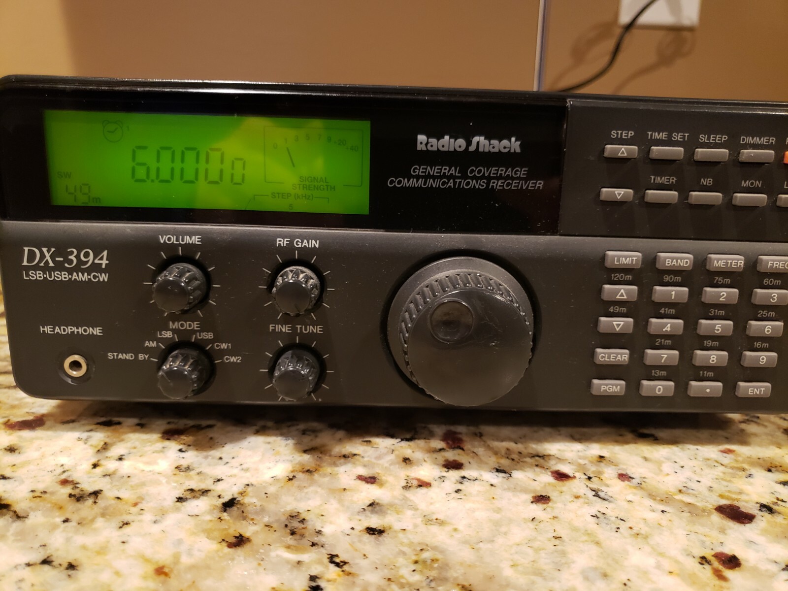 Radio Shack DX394 Full HF Receiver (Sun Spot Cycle 25)のeBay公認海外通販｜セカイモン