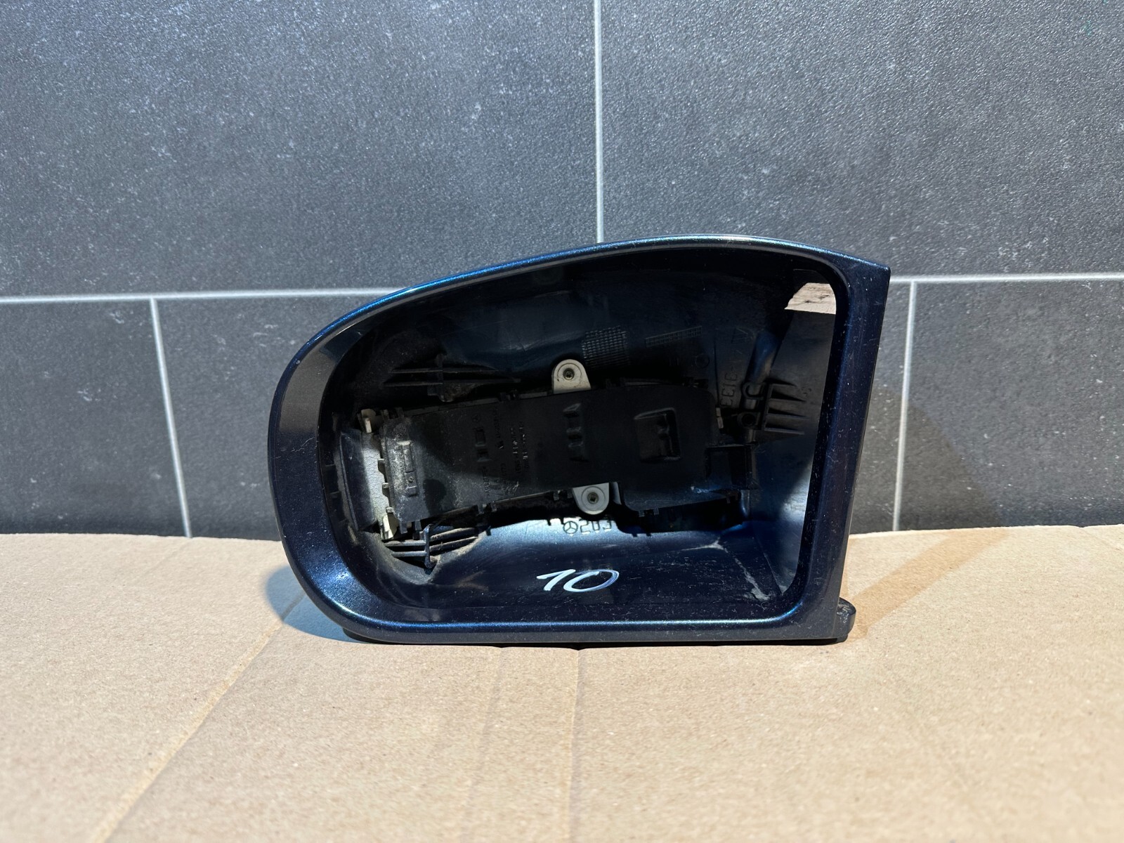 Mercedes Benz W203 C-Class Exterior Mirror Cover Indicator