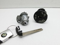 BMW F11 525d 10-14 Schließzylinder Set mit Schlüssel & Airbag Schalter BMW F11 525d 10-14 04.04.2013 9483731... Vorschau 5