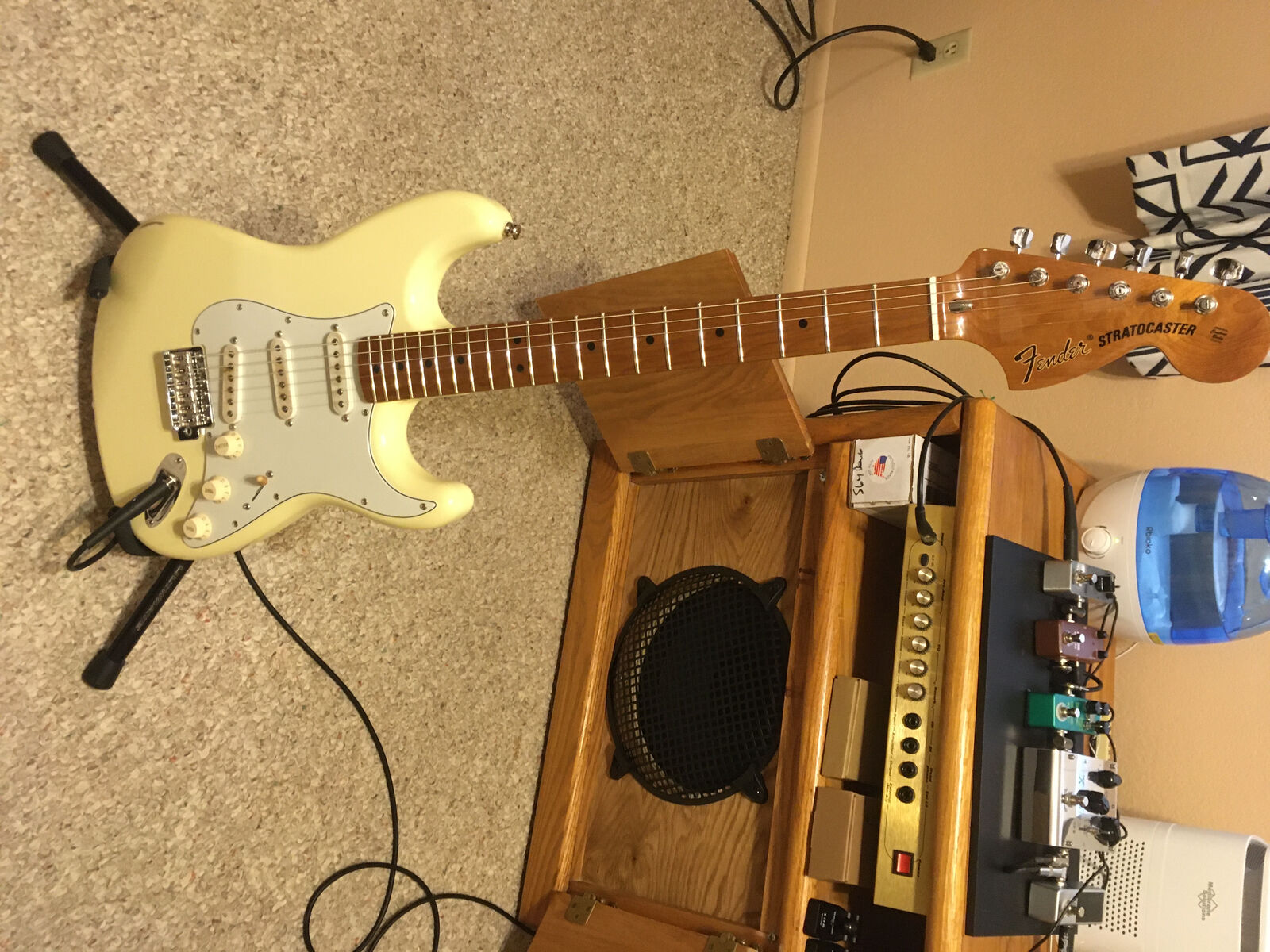 Fender Roasted Maple Vintera Mod 70s Strat Neck C Shape Fender Roasted Maple Vintera Mod 70s Strat Neck C Shape