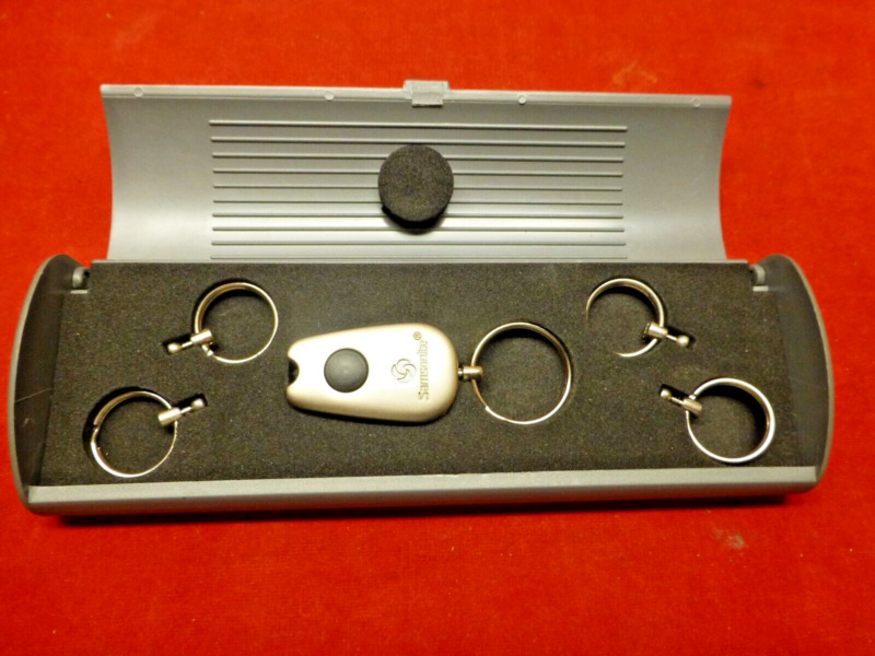 Vintage Samsonite Keychain / Light Key Chain New In Case