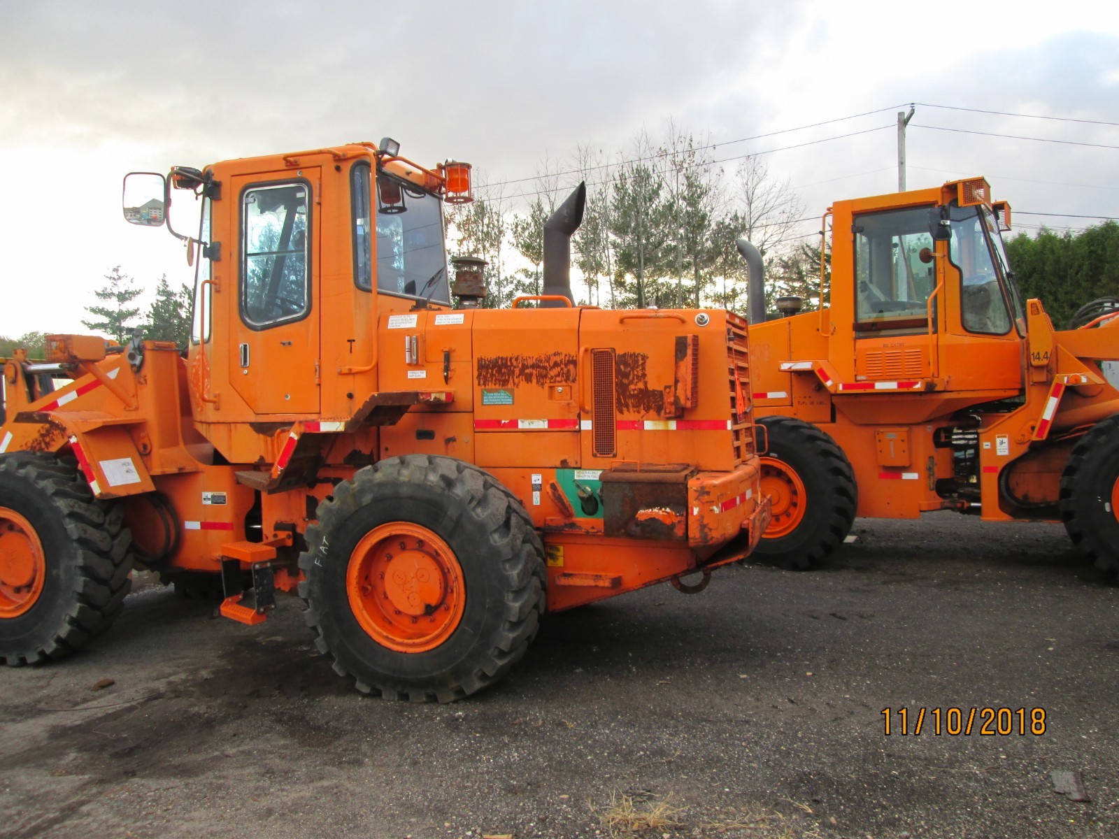 2004 DAEWOO MV200 WHEEL LOADER WITH 4-IN-1 BUCKET