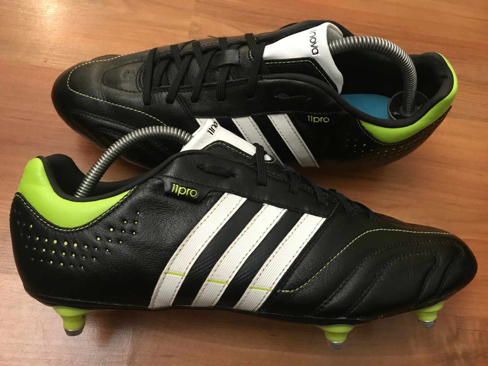 adidas 11pro football boots