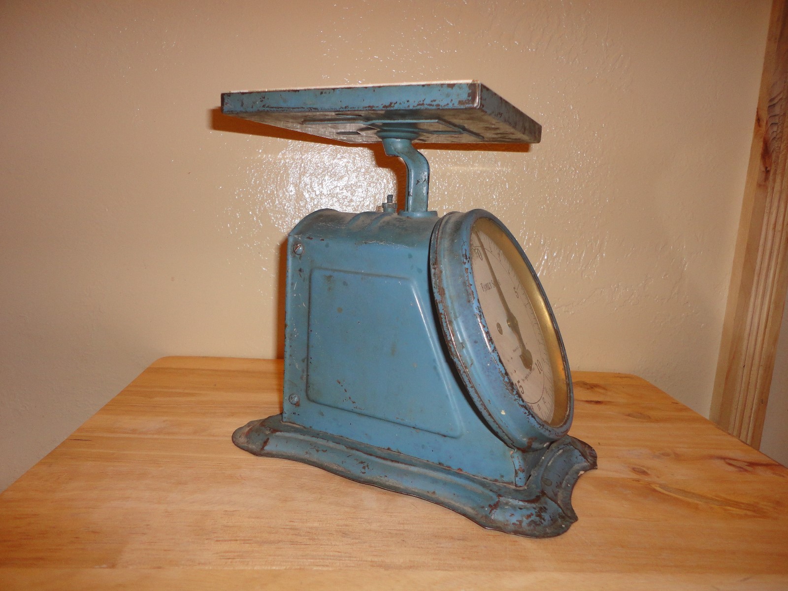 Antique Family Scale 25 lbs - Made In U.S.A.