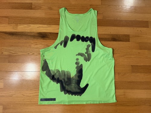 Nike DRI FIT オレゴン大学ダックス ジップ トップスUS L YEL Nike DRI FIT オレゴン大学ダックス ジップ トップスUS L YEL