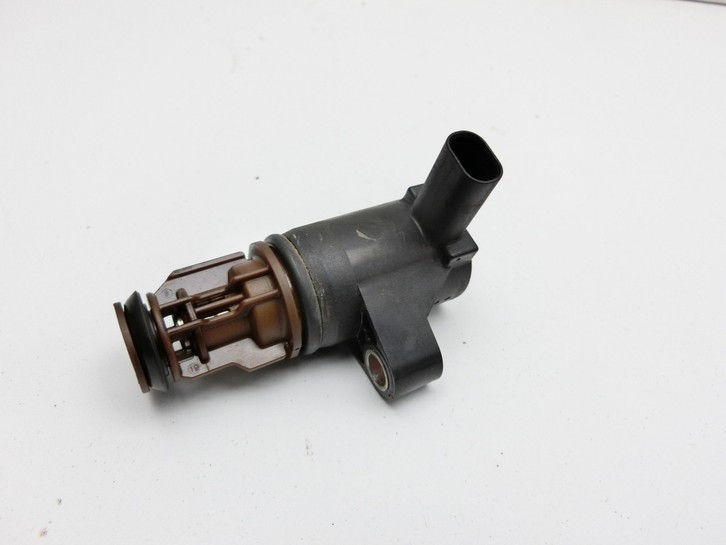 Audi A4 8W 19-24 TDI 2,0 Magnetventil Audi A4 8W 19-24 27.01.2020 5Q0906457L gebraucht Bild 2