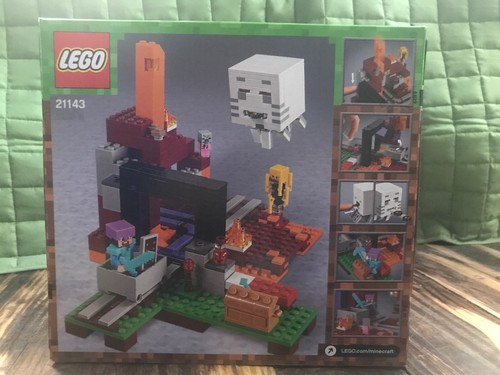 LEGO Minecraft The Nether Portal 21143 Building Kit (470 Piece)