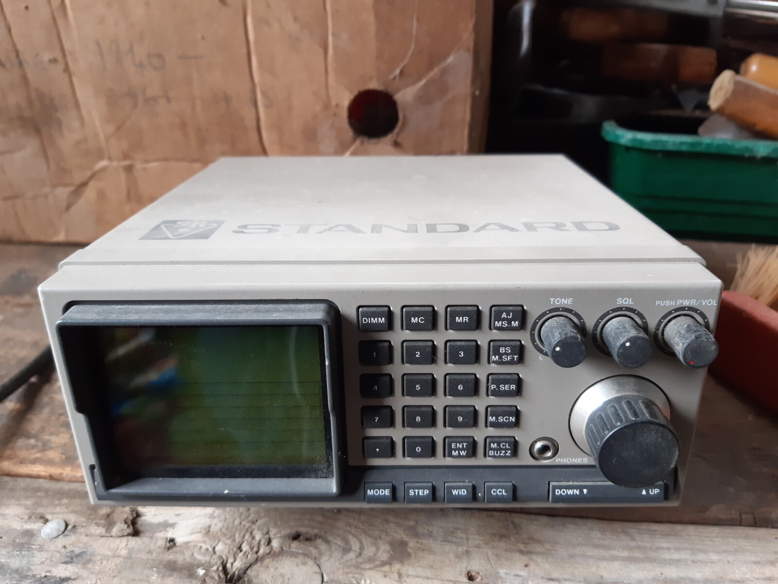 Standard V&UHF wide band communication receiver AX700 series VHF