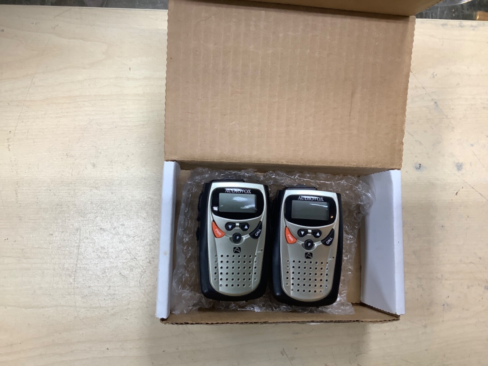two audiovox transceiver walkie talkie radio - preowned see photos