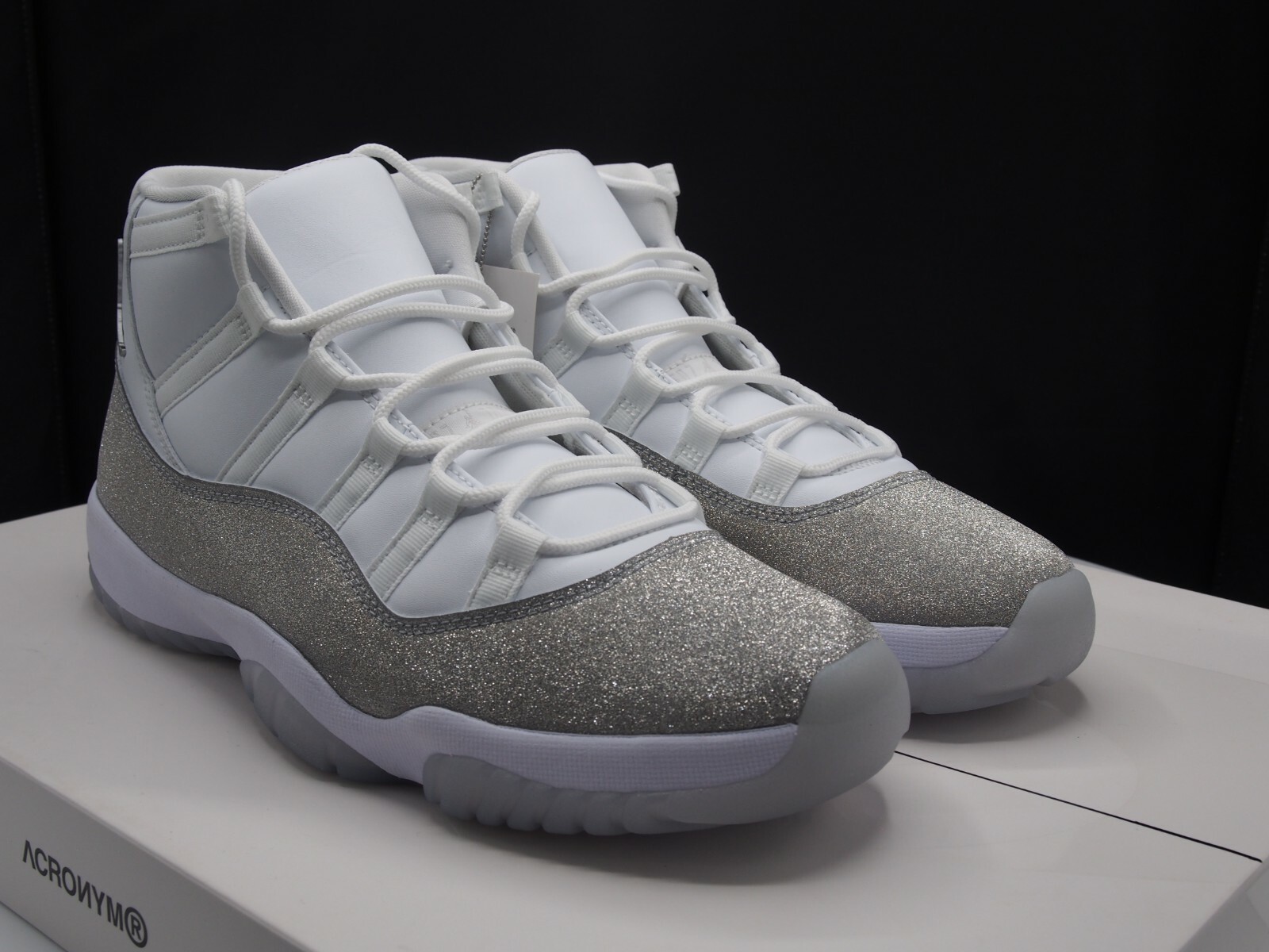 jordans 11 retro glitter