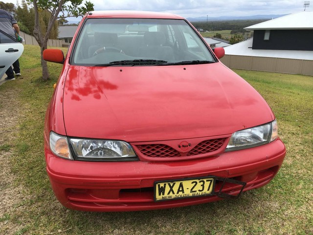 Nissan pulsar 1999