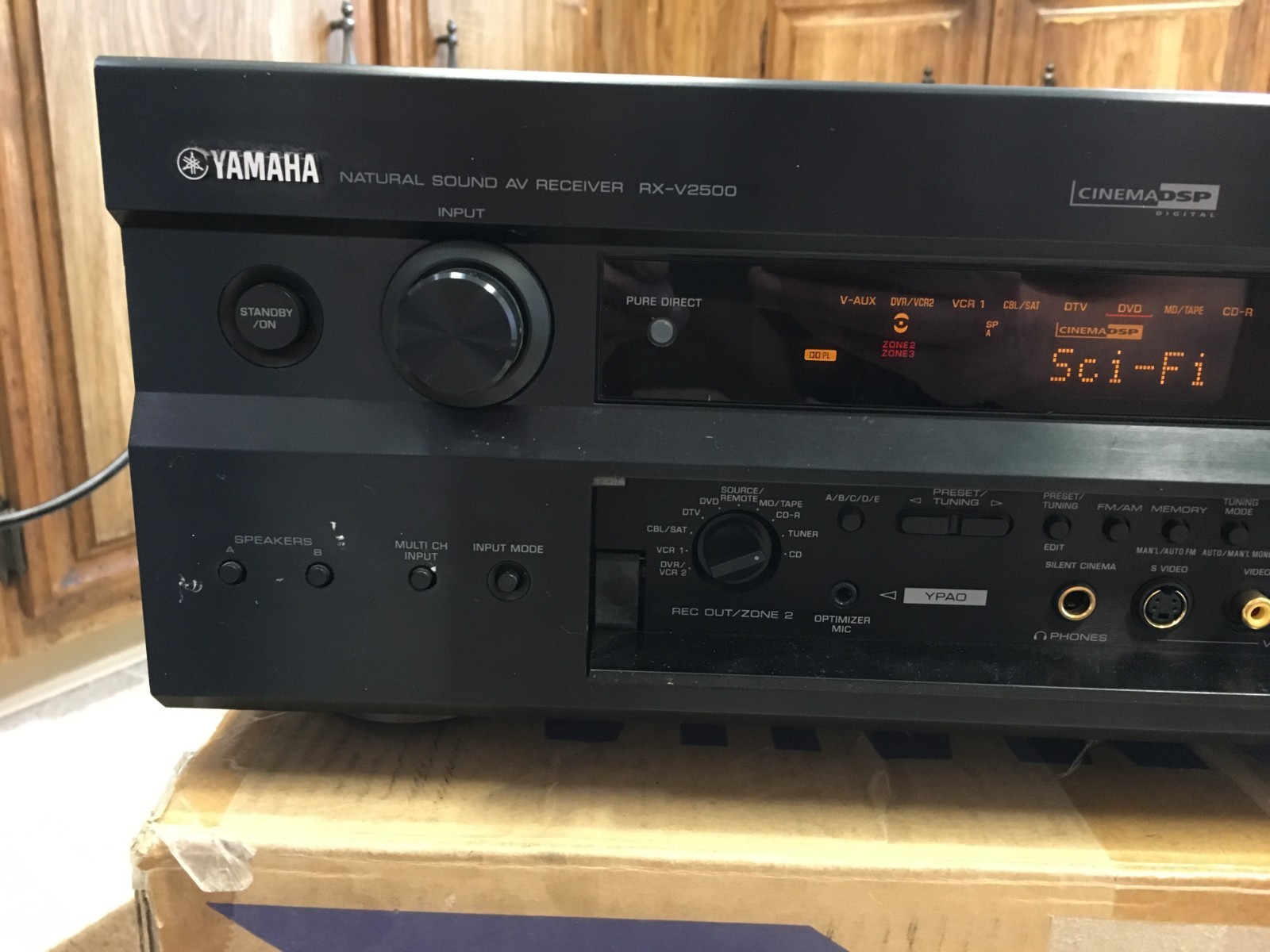 Yamaha RX V2500 7.1 Channel 130 Watt Receiver