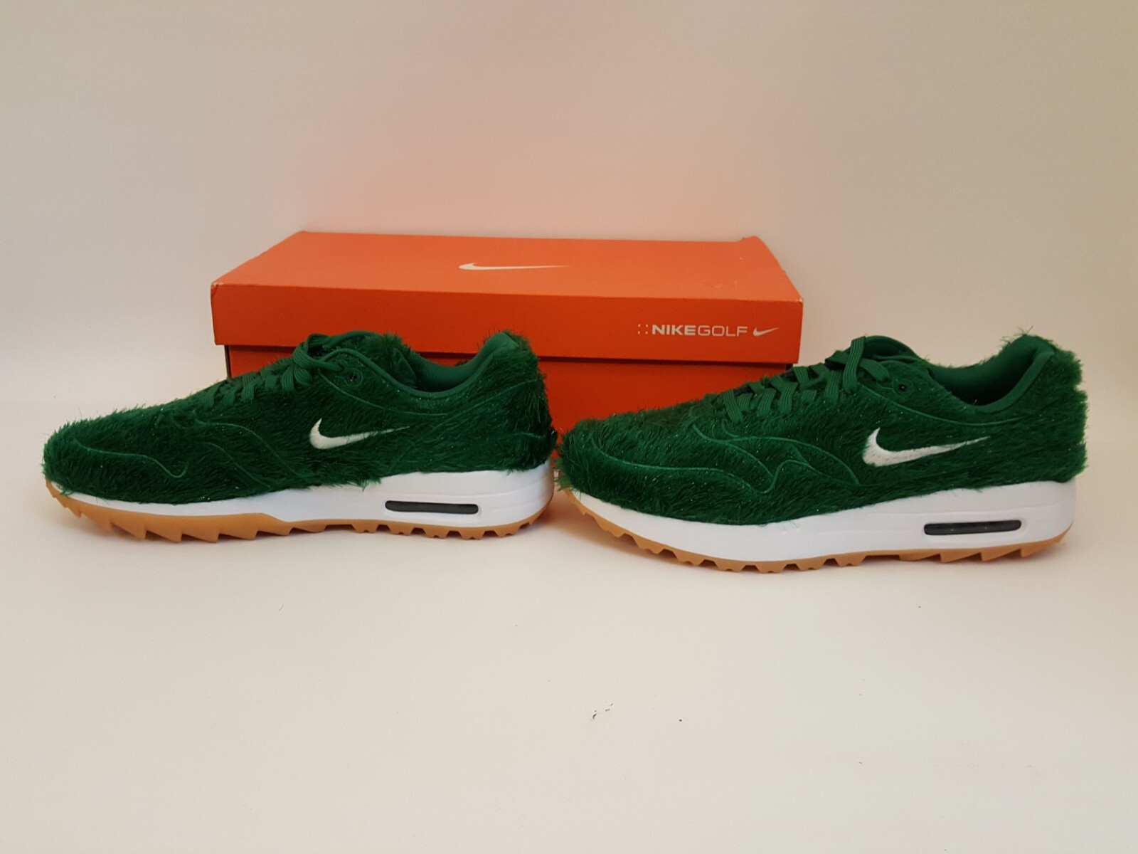 air max 1 golf grass shoes by nike are
